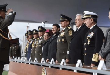 AMLO destacó que el "pueblo uniformado" ha defendido la soberanía de México