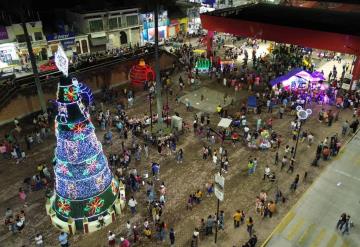 ¡Cunduacán se ilumina de espíritu navideño!