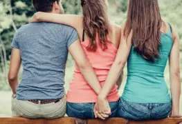 Mujer acepta infidelidad de su esposo a cambio de ser mantenida