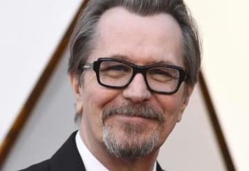 Gary Oldman asegura que Harry Potter y Batman le salvaron la vida