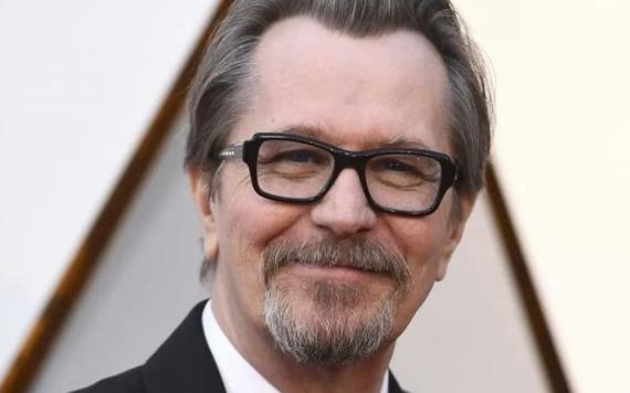 Gary Oldman asegura que Harry Potter y Batman le salvaron la vida