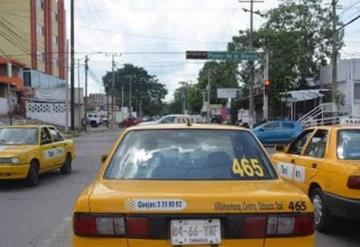 Más quejas por alza del costo en taxis