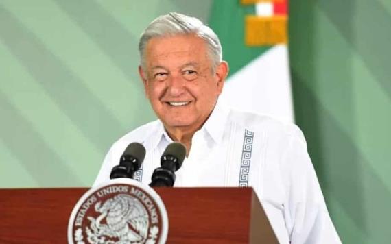 AMLO es declarado "héroe nacional" en Motul, Yucatán.