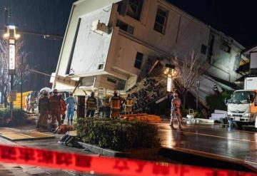 Suman 94 muertos y 242 desaparecidos por terremoto en Japón