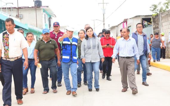 Entrega Centro obras en zona Yokot´an que abaten rezagos y generan igualdad