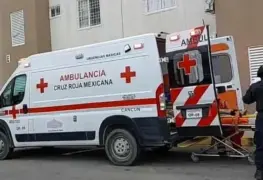 Niño de 4 años cae de tercer piso en Cancún; brincaba en la cama y salió por la ventana