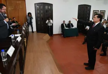 Reeligen a Guillermo Narváez Osorio como rector de la UJAT