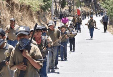 Niños portarán armas en dos municipios de Guerrero, acuerda policía comunitaria