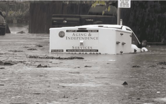 VIDEO: Inundaciones históricas devastan la ciudad de San Diego, California