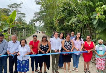 Gobierno de Cunduacán entrega obra en el poblado Once de Febrero