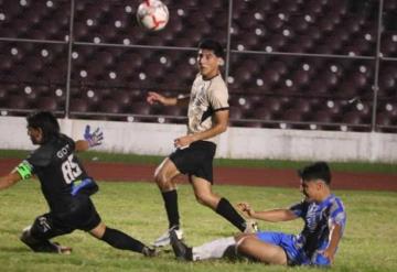 Con gol del tabasqueño Aldo Solano, Boston Cancún apaleó 4-0 a Deportivo Napoli Tabasco