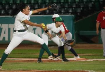 La primera jugadora del estado en la Liga Mexicana de Softbol Las Olmecas de Tabasco