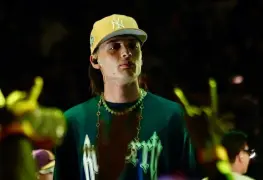 Peso Pluma en nueva polémica, dispensario de marihuana lo exhibe por falta de pago