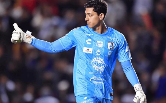 El portero tabasqueño Fernando Tapia destacó y colaboró para que Gallos Blancos del Querétaro se impusieron 1-0 a FC Juárez.