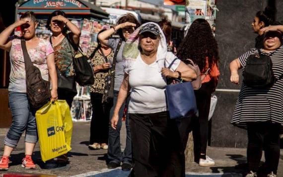 ¡Mantente hidratado! Pronostican alerta amarilla por altas temperaturas hasta el martes