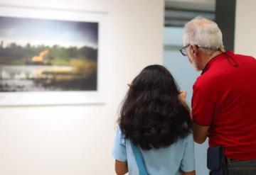 Inauguran exposición fotográfica de temática ambientalista en Festival Guayacán & Macuilí 2024