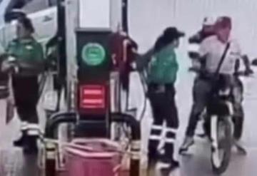 Asaltantes en gasolinera de Edomex acaban tundidos y bañados con combustible