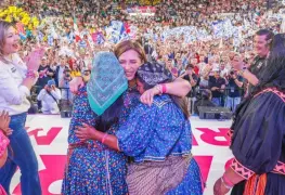 Niñas y niños tienen derecho a elegir si llevan pelo largo o corto, pantalón o falda: Xóchitl Gálvez