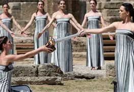 La llama de los Juegos Ol&iacute;mpicos de Par&iacute;s 2024 ha sido encendida en Olimpia