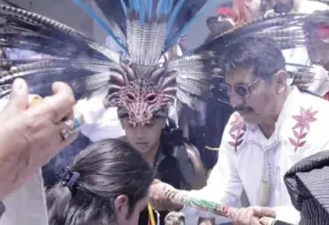 Sancionan a senador Adolfo Gómez por permitir sacrificio de gallina