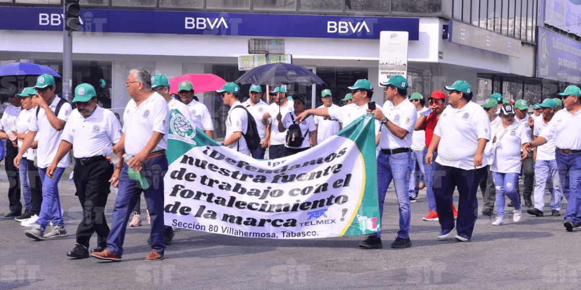 Marchan trabajadores sindicalistas; piden mejores condiciones laborales