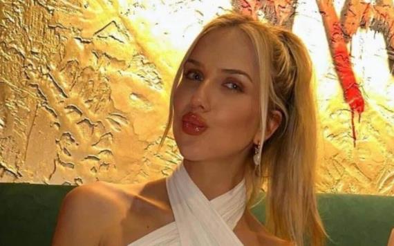 Modelo de Vogue revela que es sorda y lo mantuvo en secreto por 12 años; "me agotaba leer los labios"