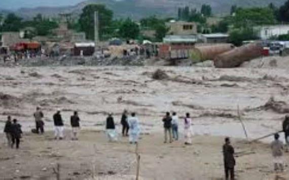 Afganistán registra inundaciones que, al menos, ha dejado 311 muertos, en la provincia de Baghlan,