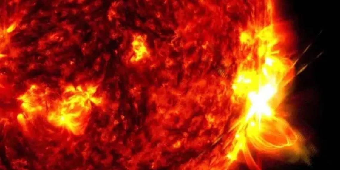 La NASA capta intensa erupción solar desde el espacio