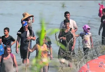Alcalde de Nueva York propone contratar a migrantes como socorristas de playa; son excelentes nadadores, dice