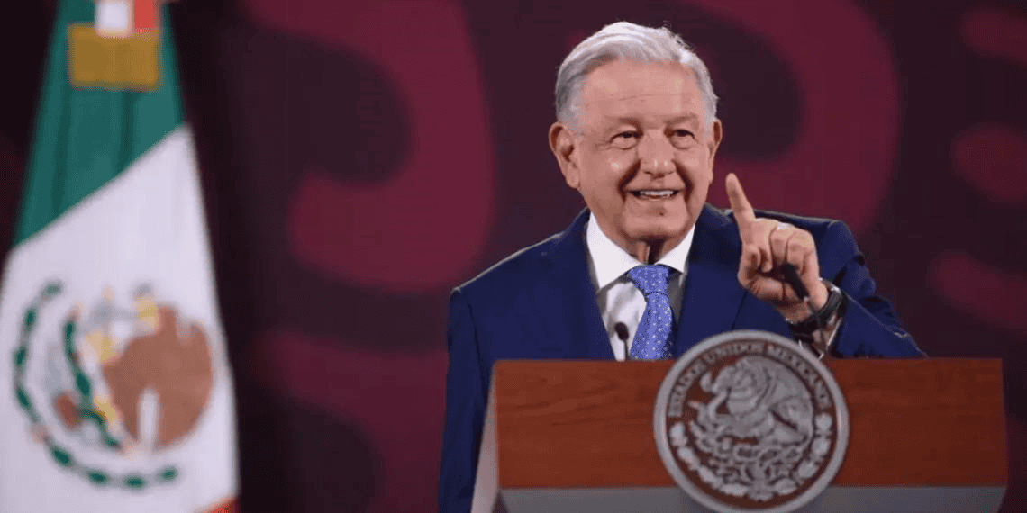 AMLO ´da regalo´ por Día del Maestro y anuncia cómo quedará el aumento salarial