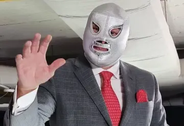 El Hijo del Santo anuncia su gira de despedida donde apostará su máscara