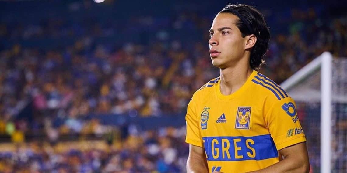 El ariete tabasqueño Diego Lainez fue operado y no estará con Tigres en el inicio del próximo torneo de la Liga MX