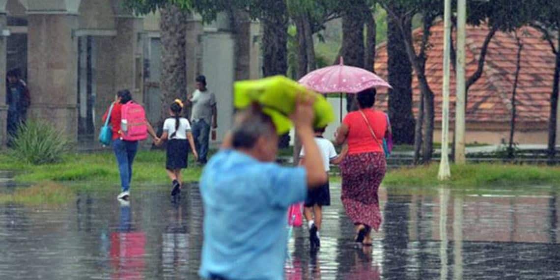 ¿Adiós al calor? Primera onda tropical llega a México; conoce a qué estados afectará