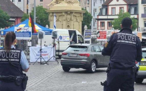 Sujeto a taca con arma blanca a varias personas en Mannheim, Alemania,