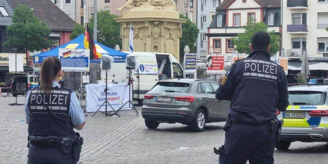 Sujeto a taca con arma blanca a varias personas en Mannheim, Alemania,