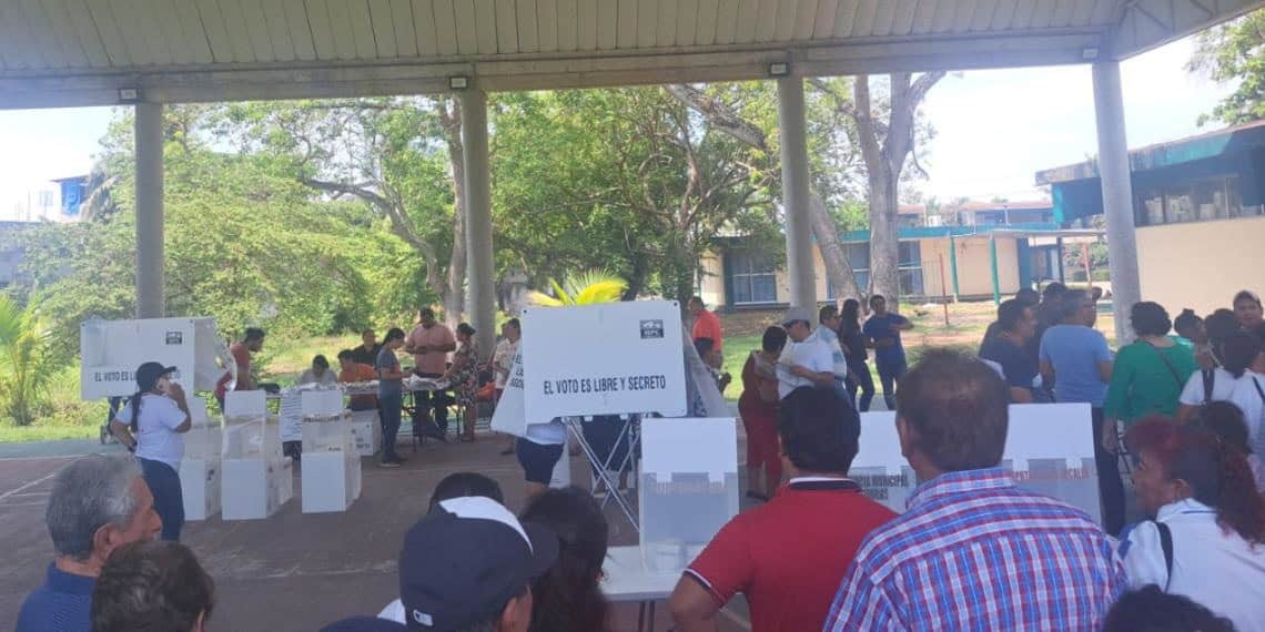 Caos en la Casilla Electoral 1157 del Conalep número 1