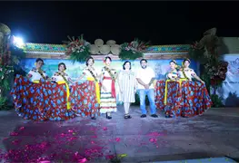 En una espectacular noche, presentan ante los medios e imponen bandas a las hermosas aspirantes a Flor Tecolutilla 2024