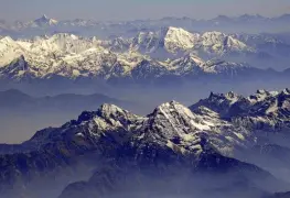 Científicos determinan que la corteza terrestre se está partiendo en dos