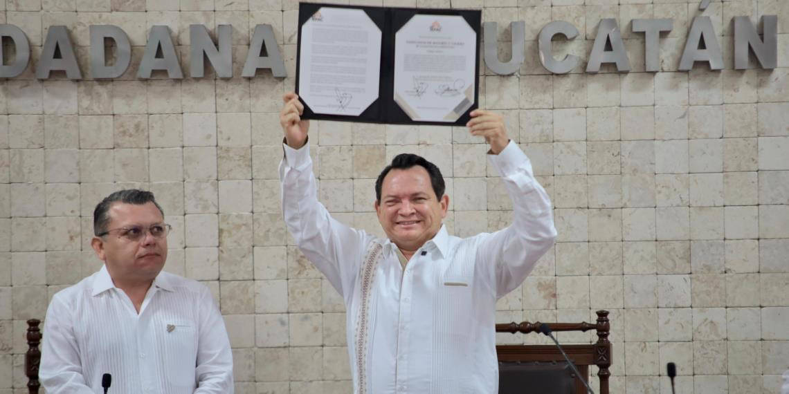 Huacho, es el oficial gobernador electo de Yucatán