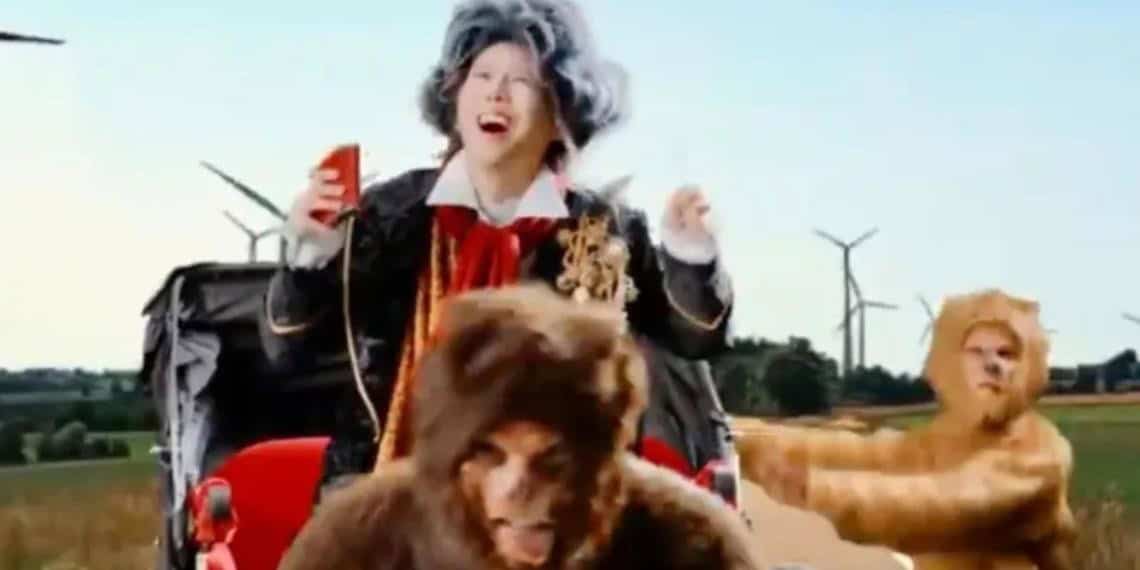 Grupo de rock japonés se disculpa tras comparar a indígenas con simios en un VIDEO musical