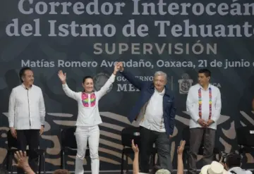 Claudia Sheinbaum recibe el reconocimiento de SEMAR como futura Comandanta Suprema de las Fuerzas Armadas