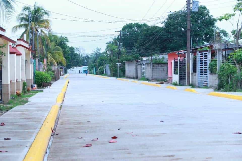 Gobierno de Comalcalco inaugura importante obra de pavimentación con concreto hidráulico en Villa Chichicapa