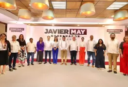 Javier May presenta su gabinete que esta a la altura de las circunstancias
