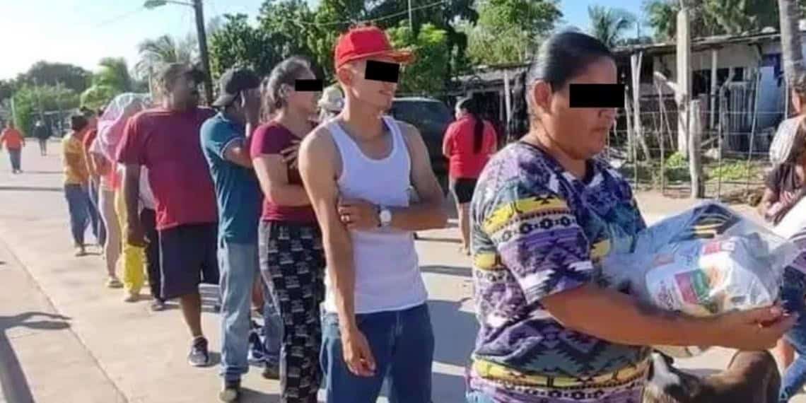 Reparten comida de parte de Los Chapitos en hospital pediátrico de Sinaloa