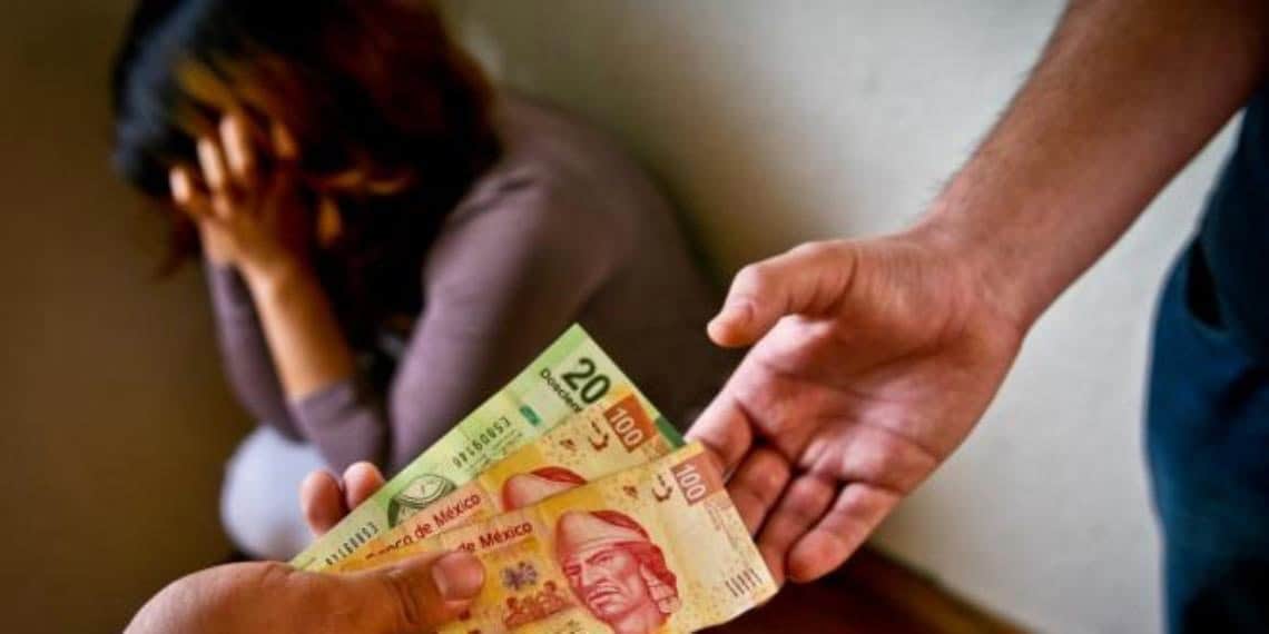 Obtiene FGE 22 años 6 meses de prisión contra mujer que prostituyó a su propia hija en Tabasco