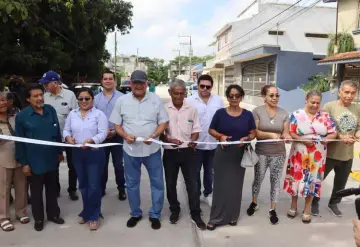 Inauguración de la Obra de Construcción con Concreto Hidráulico en la Calle Lucía Ovando, Colonia Solidaridad, Comalcalco