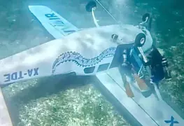Video: Avioneta cae en el mar de Cozumel; el piloto salió ileso
