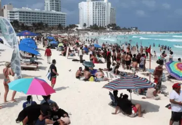 Inegi reveló el número de visitantes que ingresaron y salieron del país, así como el gasto promedio