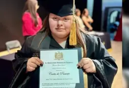 Ana Victoria, es una chica de 25 años con sindrome de Down que concluyó su carrera universitaria de Derecho
