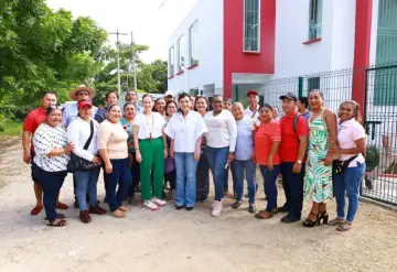 Entrega el Gobierno de Centro nueva biblioteca y obras viales en zona rural